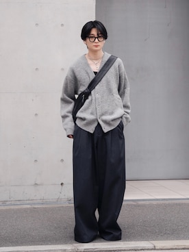 「アイテム（スラックス）」を使った、きゅうさん（メンズ・172cm）の春コーディネート