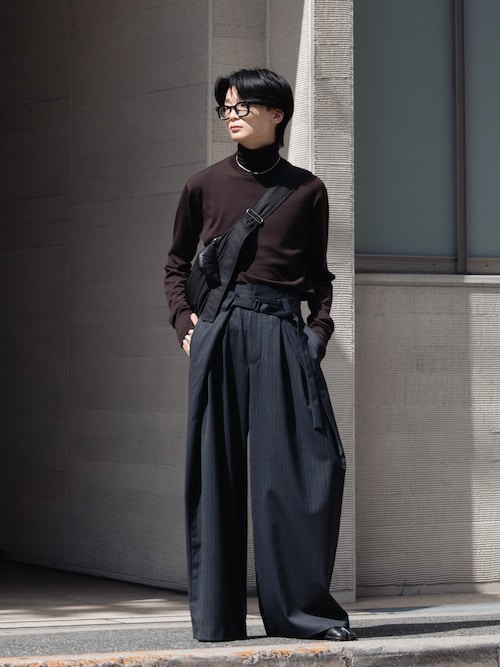 MERINO WOOL THUMBHOLE TURTLENECK KNIT（ニット/セーター）｜LAPIIS
