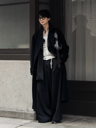 「LAPIIS(ラピス)のHEAVY WOOL GABARDINE OVER WIDE TUCK TROUSERS(スラックス)」を使った、きゅうさん(メンズ・172cm)の冬コーディネート