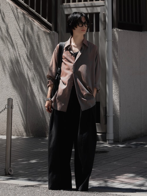 「LAPIIS(ラピス)のFINE WOOL CHAMBRAY SHIRT(シャツ/ブラウス)」を使った、きゅうさん(メンズ・172cm)の秋コーディネート