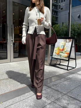 「THE ROW（ザロウ）のアイテム」を使った、izumiさん（レディース・161cm）の秋コーディネート