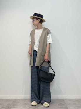 「アイテム（セットアップ、ベージュ系）」を使った、kitaさん（レディース・156cm）の夏コーディネート