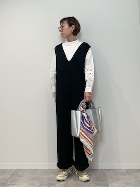 「レースブラウス」｜「アイテム（サロペット/オーバーオール）」を使った、kitaさん（レディース・156cm）の冬コーディネート