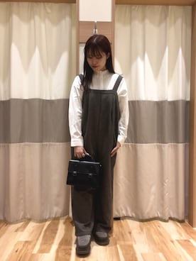 「Samansa Mos2（サマンサ モスモス）のアイテム（サロペット/オーバーオール）」を使った、aoさん（レディース・158cm）の秋コーディネート