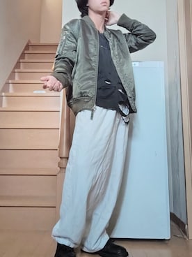 「アイテム（音楽/本・雑誌）」を使った、鈴木 悠馬さん（メンズ・160cm）の秋コーディネート