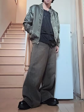 「アイテム（MA-1）」を使った、鈴木 悠馬さん（メンズ・160cm）の秋コーディネート