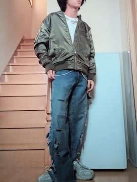 「アイテム（音楽/本・雑誌）」を使った、鈴木 悠馬さん（メンズ・160cm）の秋コーディネート