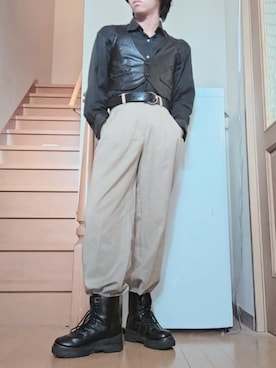 「アイテム（音楽/本・雑誌）」を使った、鈴木 悠馬さん（メンズ・160cm）の秋コーディネート