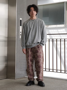 「SHINYAKOZUKA（シンヤコヅカ）のアイテム（スウェット）」を使った、ミツイユウヤさん（メンズ・169cm）の夏コーディネート
