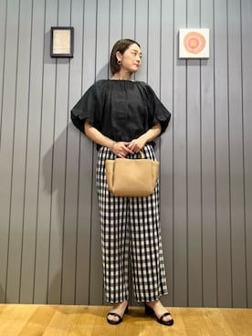 「green label relaxing（グリーンレーベルリラクシング）のアイテム（ブレスレット）」を使った、安田(yasuda)さん（レディース・168cm）の春コーディネート