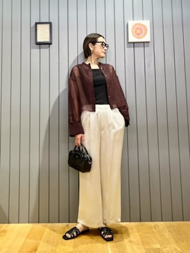 「秋服」｜「アイテム（サンダル）」を使った、安田(yasuda)さん（レディース・168cm）の秋コーディネート
