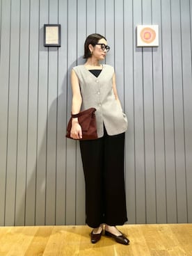 「green label relaxing（グリーンレーベルリラクシング）のアイテム（ショルダーバッグ）」を使った、安田(yasuda)さん（レディース・168cm）の秋コーディネート