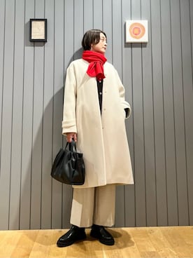 「アイテム（ノーカラーコート）」を使った、安田(yasuda)さん（レディース・168cm）の冬コーディネート