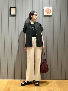 「green label relaxing（グリーンレーベルリラクシング）のアイテム（ショルダーバッグ）」を使った、安田(yasuda)さん（レディース・168cm）の夏コーディネート