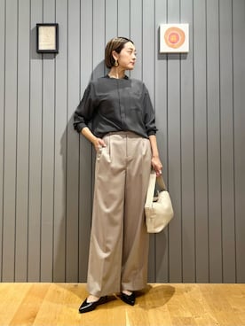 「アイテム（バッグ）」を使った、安田(yasuda)さん（レディース・168cm）の秋コーディネート