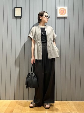 「green label relaxing（グリーンレーベルリラクシング）の【結論シリーズ】ギャザーハイウエストブラウス［size SHORTあり］（シャツ/ブラウス、ブラウン系）」を使った、安田(yasuda)さん（レディース・168cm）の夏コーディネート