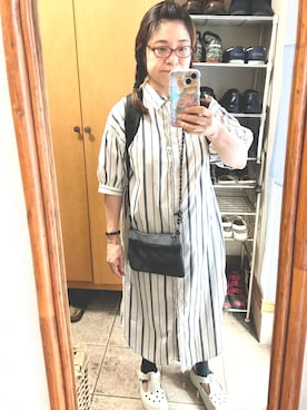「crocs（クロックス）のアイテム」を使った、rin rinさん（レディース・158cm）の秋コーディネート