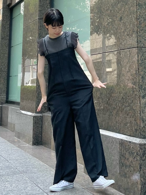 セール】華奢なショルダーラインとキャミデザインが大人可愛い