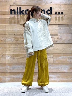 「アイテム（カーゴパンツ、イエロー系）」を使った、くるちさん（レディース・156cm）の秋コーディネート