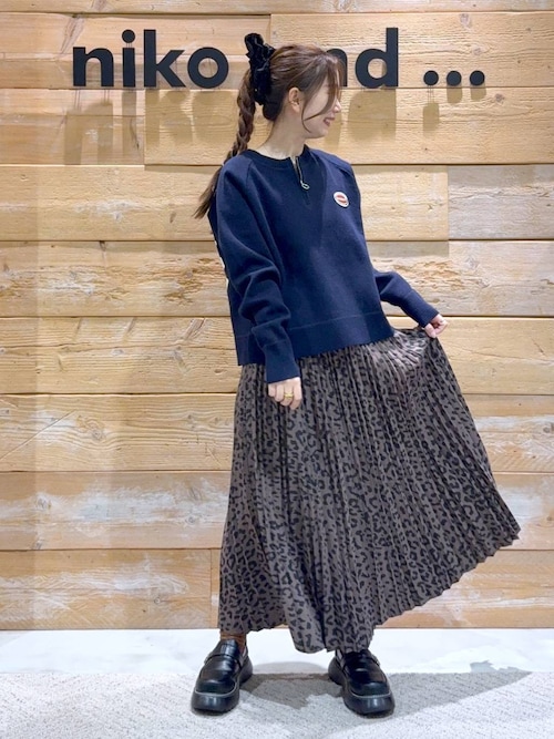 バックロゴZIPニットプルオーバー（ニット/セーター）｜niko and