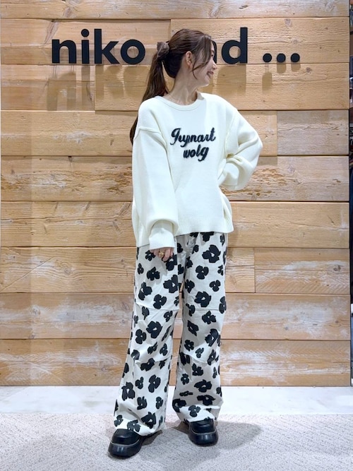 ニコアンド プリントコーデュロイパンツ cow柄 niko and… パンツ プリントコーデュロイパンツ レディース