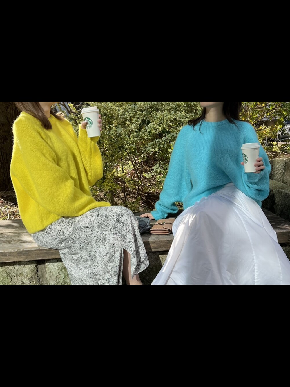 「リンクコーデ、春コーデ、おしゃれさんと繋がりたい、大人コーデ、カフェコーデ、おさんぽスタイル、ゆるコーデ、低身長女子、オーバーサイズ、ニットコーデ、きれいめカジュアル、ブーツ、ホワイト、ロングスカート、シンプルスタイル」｜「m/thalloのアイテム（ニット/セーター、ブルー系）」を使った、mthalloさん（レディース・163cm）の冬コーディネートの1枚目の写真