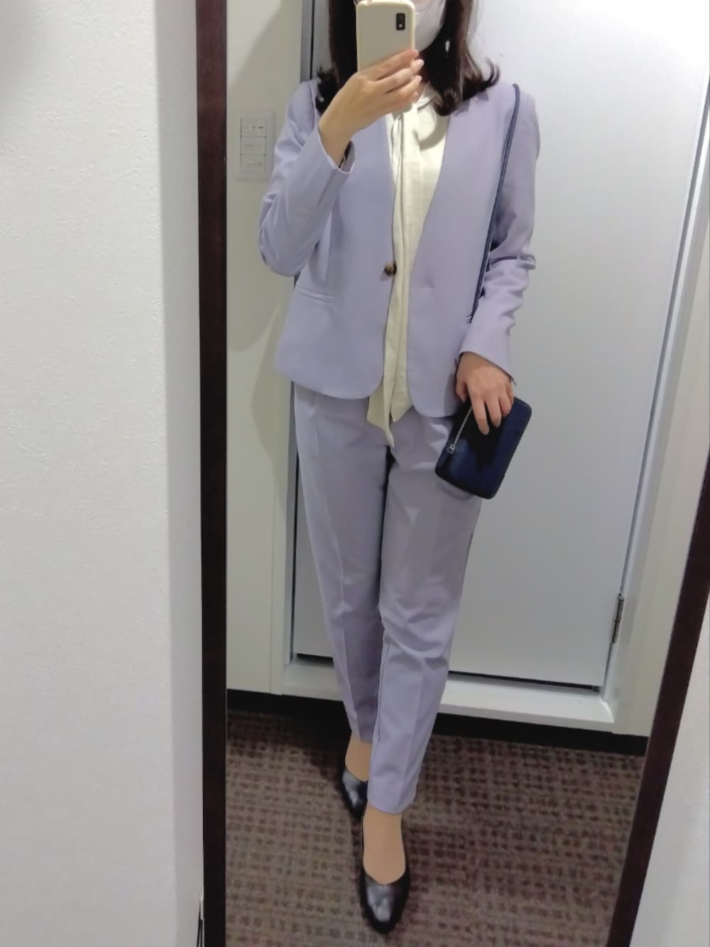 「春服デビュー宣言、パープル、カラースーツ、オフィスカジュアル、INDEX、green label relaxing、FRAY I.D、chocolates、紫大好き人間、通勤スタイル、スーツスタイル」｜「indexの【セットアップ対応】Reflax ツイルノーカラージャケット（ノーカラージャケット、パープル系）」を使った、kakibutterさん（レディース・159cm）の春コーディネートの1枚目の写真