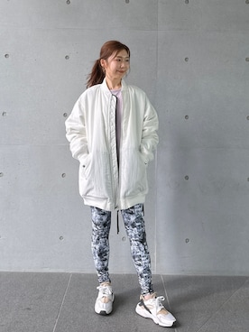 「アイテム（MA-1）」を使った、Julierさん（レディース・158cm）の秋コーディネート