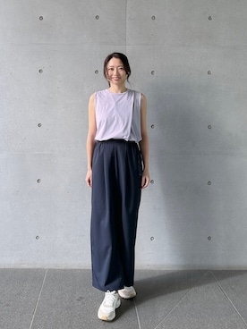 「Julier Yoga and Relax（ジュリエヨガアンドリラックス）のJulier ジェントルツイルギャザーパンツ（その他トップス、ブルー系）」を使った、Julierさん（レディース・170cm）の春コーディネート