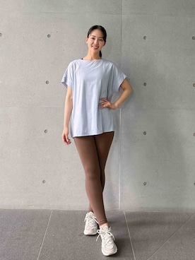 「Julier Yoga and Relax（ジュリエヨガアンドリラックス）のJulier (定番)ライトプライム オーバートップス（Tシャツ/カットソー、ブルー系）」を使った、Julierさん（レディース・160cm）の夏コーディネート
