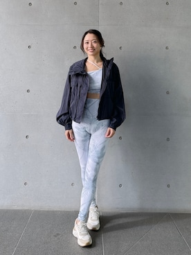 「Julier Yoga and Relax（ジュリエヨガアンドリラックス）のJulier ルーセントUV ライトブルゾン（ブルゾン、ブルー系）」を使った、Julierさん（レディース・170cm）の春コーディネート