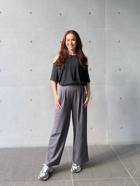 「Julier Yoga and Relax（ジュリエヨガアンドリラックス）のJulier ライトプライムバルーンパンツ（その他パンツ、ブラック系）」を使った、Julierさん（レディース・170cm）の春コーディネート