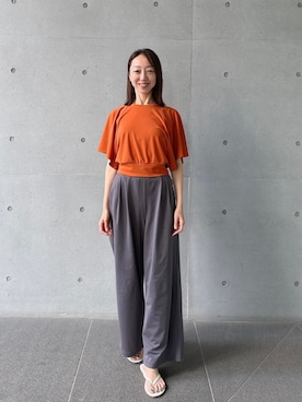 「Julier Yoga and Relax（ジュリエヨガアンドリラックス）のJulier フロウスムースショートトップス（その他トップス、ブラウン系）」を使った、Julierさん（レディース・160cm）の夏コーディネート