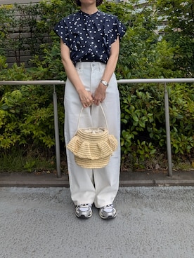 「NOLLEY'S LIGHT（ノーリーズライト）のアイテム（パンツ）」を使った、ayumiさん（レディース・158cm）の春コーディネート