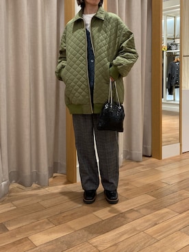 「UNIVERSAL OVERALL（ユニバーサルオーバーオール）のアイテム（ブルゾン）」を使った、ayumiさん（レディース・158cm）の冬コーディネート