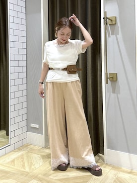 「LOWRYS FARM（ローリーズファーム）のチュールレイヤードＳＳ 1032082（Tシャツ/カットソー、ホワイト系）」を使った、noji0909さん（レディース）の夏コーディネート