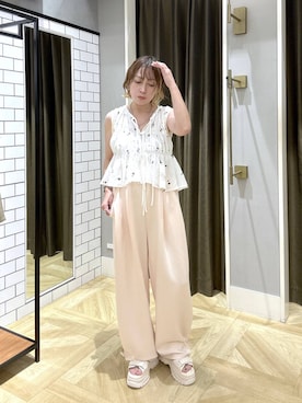 「LOWRYS FARM（ローリーズファーム）の【接触冷感・UVカット】カットイージードロストパンツ 1044353（スウェットパンツ、ピンク系）」を使った、noji0909さん（レディース）の夏コーディネート