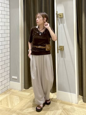 「LOWRYS FARM（ローリーズファーム）のベロアホルター２Ｐ５Ｓ　1052782（Tシャツ/カットソー、ブラウン系）」を使った、noji0909さん（レディース）の夏コーディネート