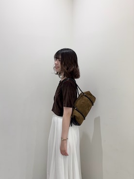 「SENSE OF PLACE by URBAN RESEARCH(センスオブプレイスバイアーバンリサーチ)のドットボタンベロアカーディガン(カーディガン/ボレロ、ブラウン系)」を使った、向日葵さん(レディース・163cm)の夏コーディネート