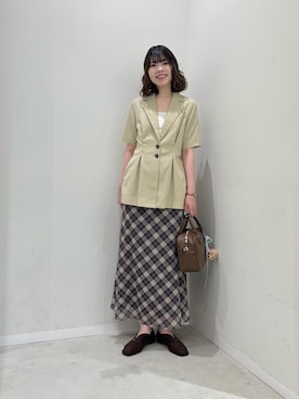 「SENSE OF PLACE by URBAN RESEARCH(センスオブプレイスバイアーバンリサーチ)のVカットアシンメトリーパンプス(パンプス、ブラウン系)」を使った、向日葵さん(レディース・163cm)の夏コーディネート