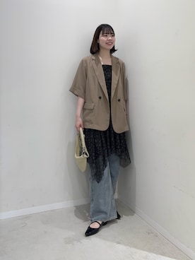 「SENSE OF PLACE by URBAN RESEARCH（センスオブプレイスバイアーバンリサーチ）のストレートレッグデニム（デニムパンツ、ブルー系）」を使った、向日葵さん（レディース・163cm）の春コーディネート