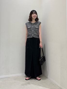 「RODE SKO(ロデスコ)のラインストーンストラップサンダル(サンダル、ブラック系)」を使った、向日葵さん(レディース・163cm)の夏コーディネート