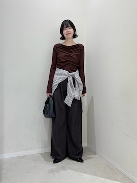 「アイテム（シャツ/ブラウス）」を使った、向日葵さん（レディース・163cm）の秋コーディネート