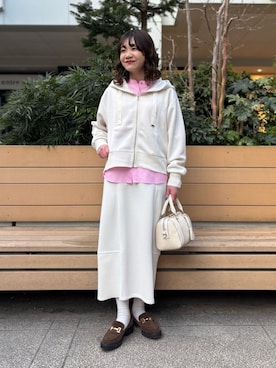 「NOLLEY’S（ノーリーズ）のアイテム」を使った、miyuさん（レディース・159cm）の冬コーディネート