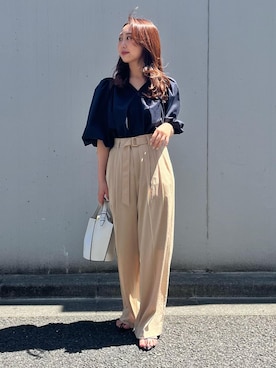 「ROPE'（ロペ）の【エディター三尋木奈保さんコラボ】前後2WAY華やぎバルーンスリーブブラウス【雑誌掲載】（シャツ/ブラウス）」を使った、Tamaさん（レディース・155cm）の夏コーディネート