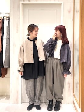「双子コーデ」｜「アイテム（ノーカラージャケット）」を使った、こやま◡̈さん（レディース・153cm）の秋コーディネート