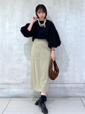 「アイテム（スカート、ベージュ系）」を使った、amuroさん（レディース・167cm）の冬コーディネート