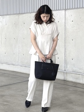 「E'POR（エポール）の【E'POR】BOAT BAG Medium/撥水・軽量・26SS新色（トートバッグ、ブラック系）」を使った、Mさん（レディース・161cm）の夏コーディネート