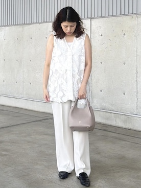 「ROPE'（ロペ）の2WAYキューブボックスレザーハンドバッグ（ハンドバッグ、グレー系）」を使った、Mさん（レディース・161cm）の夏コーディネート