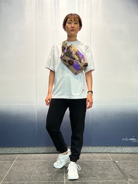 「adidas by Stella McCartney（アディダスバイステラマッカートニー）のアイテム（Tシャツ/カットソー）」を使った、BNさん（レディース・164cm）の秋コーディネート